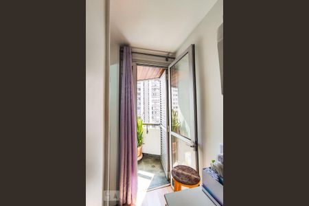 Apartamento para alugar com 160m², 4 quartos e 2 vagas Apartamento para alugar com 160m², 4 quartos e 2 vagasSuíte 2