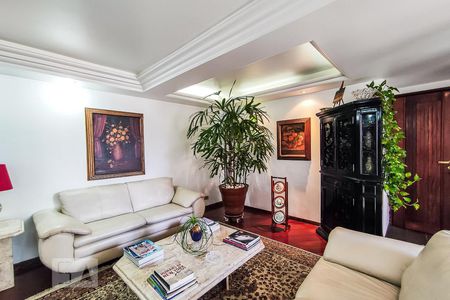 Apartamento para alugar com 160m², 4 quartos e 2 vagas Apartamento para alugar com 160m², 4 quartos e 2 vagasSala