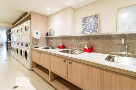 Studio para alugar com 39m², 1 quarto e 1 vaga Studio para alugar com 39m², 1 quarto e 1 vagaLavanderia