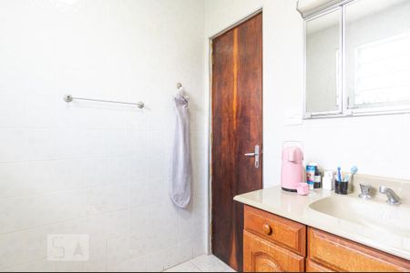 Casa à venda com 299m², 2 quartos e 2 vagasBanheiro