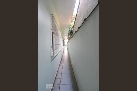 Casa à venda com 299m², 2 quartos e 2 vagasCorredor