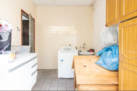 Casa à venda com 299m², 2 quartos e 2 vagasÁrea de Serviço