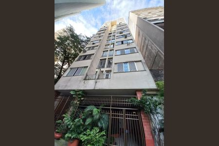 Apartamento à venda com 109m², 3 quartos e sem vaga Apartamento à venda com 109m², 3 quartos e sem vagaFachada