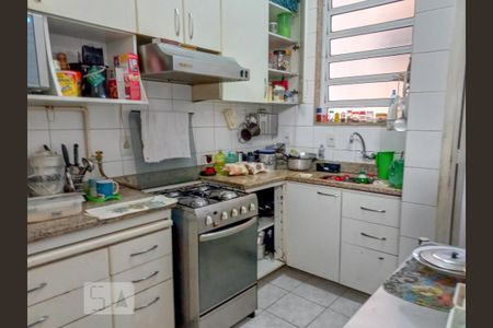 Apartamento à venda com 109m², 3 quartos e sem vaga Apartamento à venda com 109m², 3 quartos e sem vagaCozinha