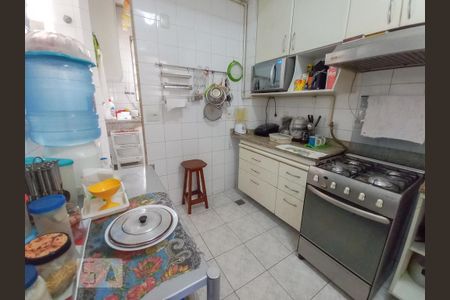 Apartamento à venda com 109m², 3 quartos e sem vaga Apartamento à venda com 109m², 3 quartos e sem vagaCozinha