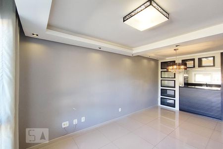 Sala de casa de condomínio à venda com 3 quartos, 126m² em Rondônia, Novo Hamburgo