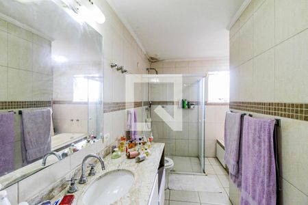 Casa à venda com 400m², 4 quartos e 3 vagas Casa à venda com 400m², 4 quartos e 3 vagasBanheiro Suíte 3