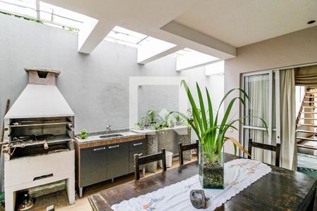 Casa à venda com 400m², 4 quartos e 3 vagas Casa à venda com 400m², 4 quartos e 3 vagasJardim