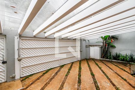 Casa à venda com 400m², 4 quartos e 3 vagas Casa à venda com 400m², 4 quartos e 3 vagasGaragem