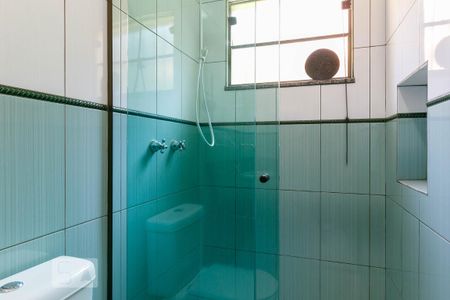 Casa à venda com 250m², 4 quartos e 3 vagasBanheiro 2