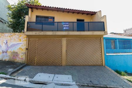Casa à venda com 250m², 4 quartos e 3 vagasFachada