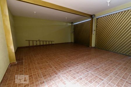 Casa à venda com 250m², 4 quartos e 3 vagasGaragem