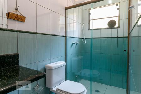 Casa à venda com 250m², 4 quartos e 3 vagasBanheiro 2
