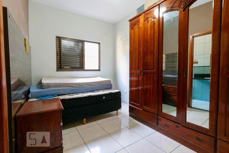 Casa à venda com 250m², 4 quartos e 3 vagasQuarto 2