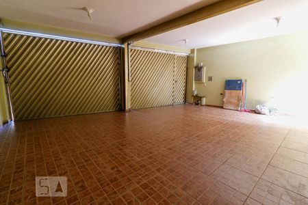 Casa à venda com 250m², 4 quartos e 3 vagasGaragem