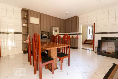 Casa à venda com 250m², 4 quartos e 3 vagasCozinha
