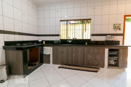 Casa à venda com 250m², 4 quartos e 3 vagasCozinha