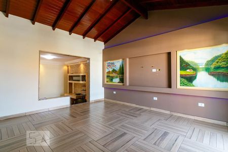 Sala 2 de casa para alugar com 4 quartos, 250m² em Jardim Nordeste, São Paulo