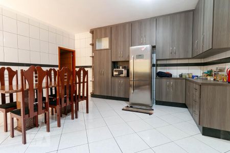 Casa à venda com 250m², 4 quartos e 3 vagasCozinha
