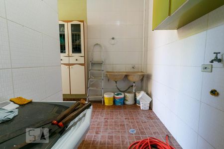 Casa à venda com 250m², 4 quartos e 3 vagasÁrea de serviço