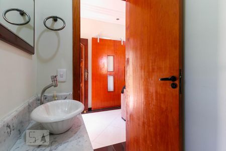 Casa à venda com 250m², 4 quartos e 3 vagasLavabo