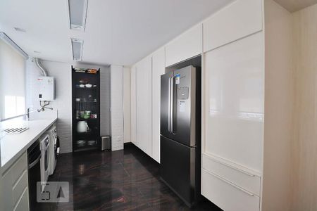 Apartamento à venda com 227m², 3 quartos e 4 vagasÁrea de Serviço