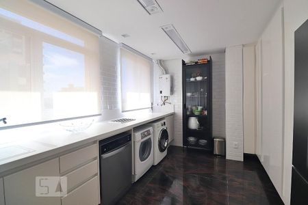 Apartamento à venda com 227m², 3 quartos e 4 vagasÁrea de Serviço