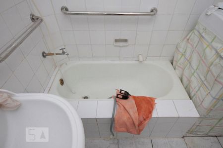 Apartamento à venda com 57m², 2 quartos e sem vagaBanheiro