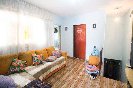 Sala de casa para alugar com 3 quartos, 315m² em Vila Carmosina, São Paulo