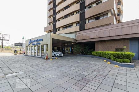 Apartamento para alugar com 46m², 1 quarto e 1 vagaFachada e portaria