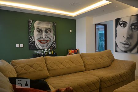 Sala de casa para alugar com 2 quartos, 140m² em Parada 40, São Gonçalo