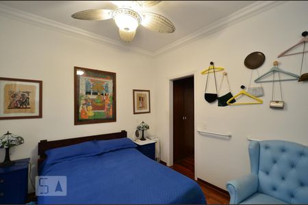 Apartamento à venda com 132m², 4 quartos e 3 vagasSuíte