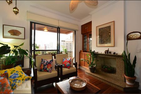 Sala de apartamento à venda com 4 quartos, 132m² em Vila Mariana, São Paulo