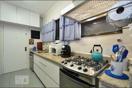 Apartamento à venda com 132m², 4 quartos e 3 vagasCozinha