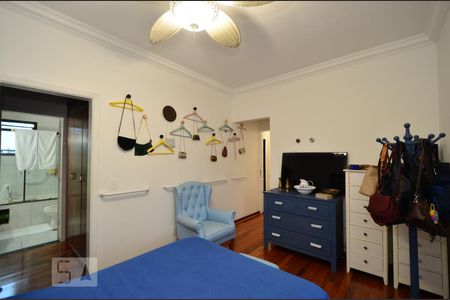 Apartamento à venda com 132m², 4 quartos e 3 vagasSuíte