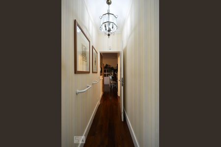 Corredor de apartamento à venda com 4 quartos, 132m² em Vila Mariana, São Paulo