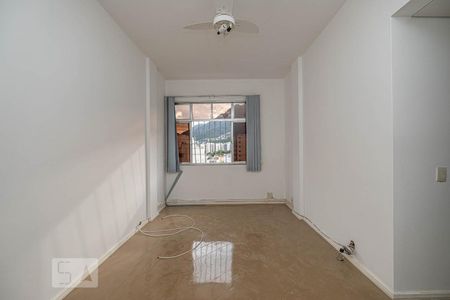 Sala de Apartamento com 3 quartos, 70m² Tijuca