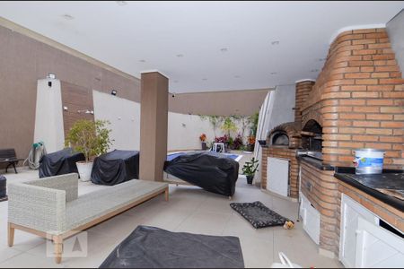 Casa à venda com 411m², 5 quartos e 8 vagasChurrasqueira