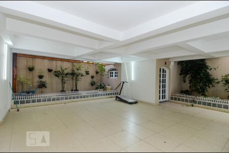 Casa à venda com 411m², 5 quartos e 8 vagasGaragem