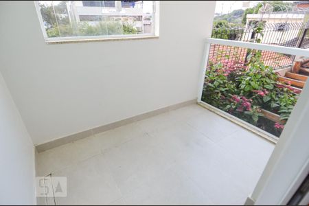 Casa à venda com 411m², 5 quartos e 8 vagasVaranda da Suíte 2