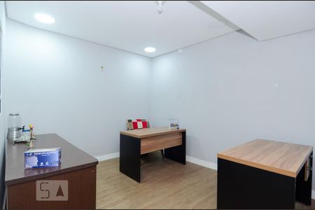 Casa à venda com 411m², 5 quartos e 8 vagasEscritório