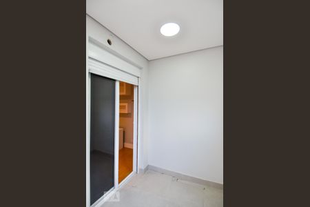 Casa à venda com 411m², 5 quartos e 8 vagasVaranda da Suíte 2