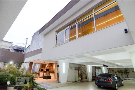 Casa à venda com 411m², 5 quartos e 8 vagasGaragem
