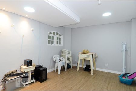 Casa à venda com 411m², 5 quartos e 8 vagasQuarto de Serviço