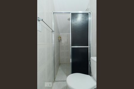 Casa à venda com 411m², 5 quartos e 8 vagasBanheiro de Serviço