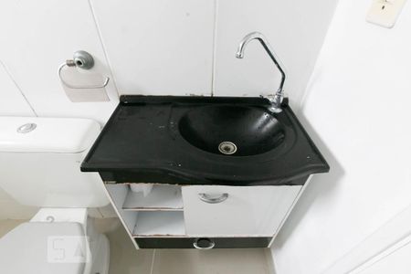 Apartamento à venda com 42m², 2 quartos e sem vaga Apartamento à venda com 42m², 2 quartos e sem vagaDetalhe banheiro