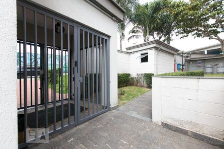 Apartamento à venda com 42m², 2 quartos e sem vaga Apartamento à venda com 42m², 2 quartos e sem vagaEntrada do Condomínio