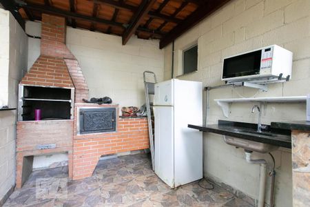Apartamento à venda com 42m², 2 quartos e sem vaga Apartamento à venda com 42m², 2 quartos e sem vagaÁrea comum - Churrasqueira