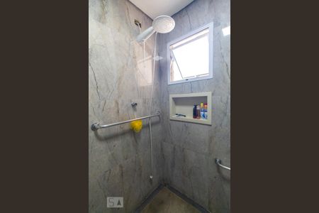 Banheiro de casa à venda com 3 quartos, 114m² em Conjunto Habitacional Marechal Mascarenhas de Morais, São Paulo