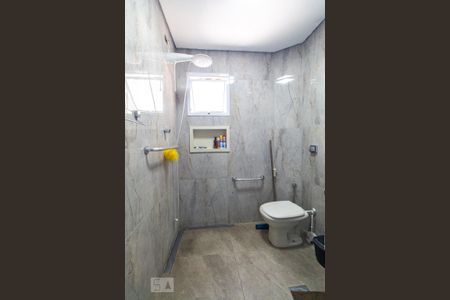 Banheiro de casa à venda com 3 quartos, 114m² em Conjunto Habitacional Marechal Mascarenhas de Morais, São Paulo